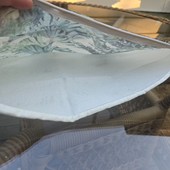 Single Decorative Pillow Cover with Pine Trees and very faint Snowflakes- NWOT - Picture 7 of 8